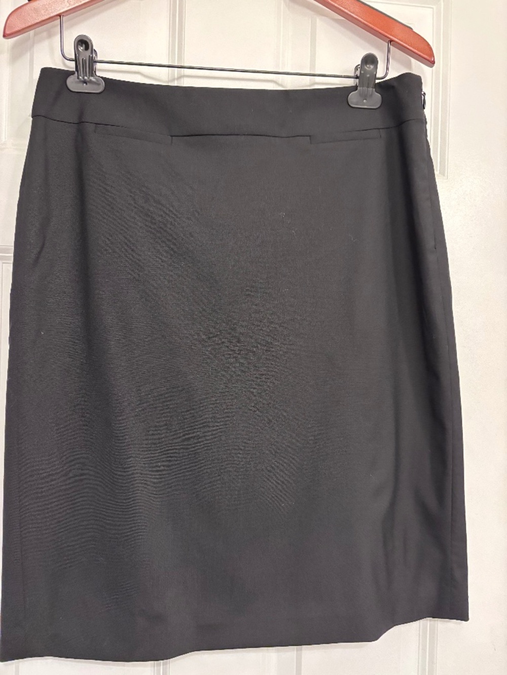 Banana Republic Women's Straight Pencil Skirt Size 8 Black Wool Knee Length